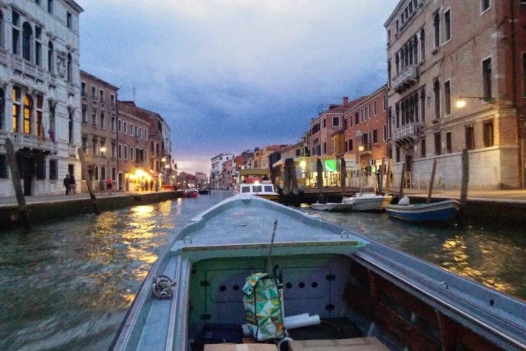 La Casetta Rosa - Vista Sul Canale เวนิส ภายนอก รูปภาพ